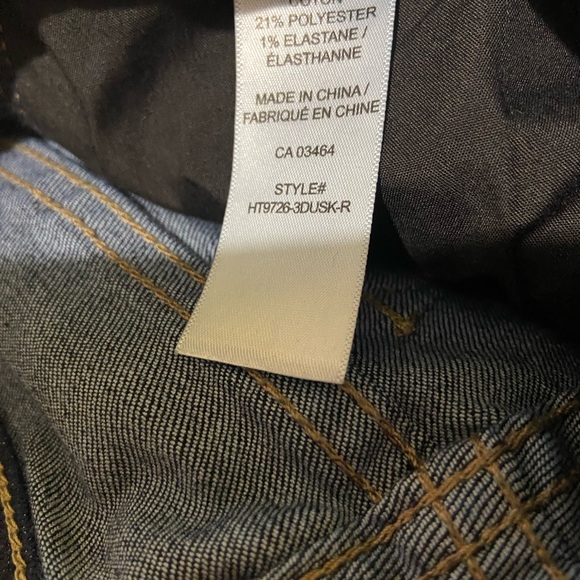 Revolution Claire Jean Capris. - Picture 5 of 6